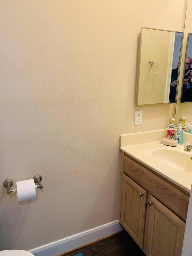 2 Bedroom Easy Access To Med Center, Nrg, Downtown Houston Exterior foto